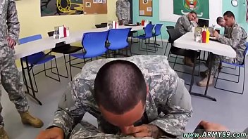 Play The soldiers have a great time with each other, what a vice