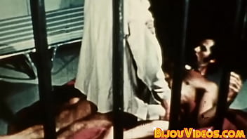 Play Horny vintage police rides convict cock between the bars