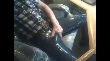 Play Wet dustin’s wet and slippery times