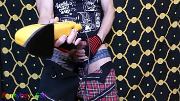 Play Perverse punk makes himself with a grinding machine, before he strip and dance (p)