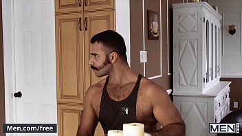 Play (teddy torres) gives workaholic stud theo ross his bubble butt – men