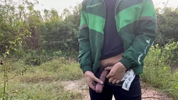 Play Big Cock Outdoor Masturbation Leads to Explosive Cumshot: Amateur Asian Gay Guy in Public