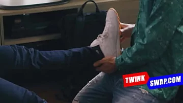 Play Young Twinks Swap Stepdads in Intense Gay Orgy