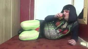 Play Bisexual Crossdresser Loves It: Real Amateur Homemade Video