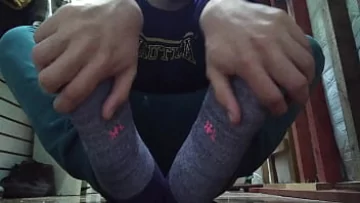Play Tired Feet Gay Massage Turns Explicit: Solo Gay Amateur Porn