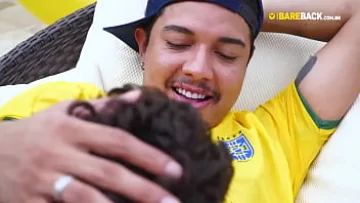 Play Brazilian Hunk ‘Pentelhudo’ Fucking and Barebacking a Teen Amateur’s Throat