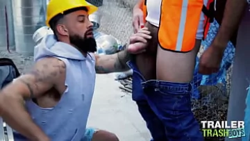 Play Trailer Trash Boys: Alpha Wolfe and Joel Someone – Bareback Outdoor Encounter