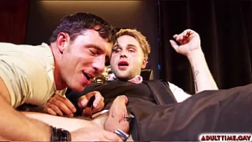 Play Muscular Barber Reese Rideout Cucks Trent Marx with His Massive Dick in the Shop