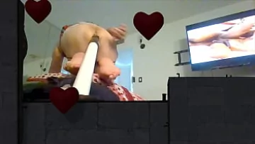 Play Sissy Tranny with Big Ass Gets Anal Pleasure from Dildo Stick