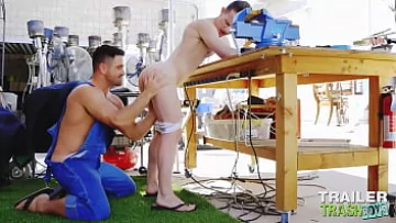 Play Redneck Roughnecks: Beau Butler Breeds Jock Grant Ducati Outdoors