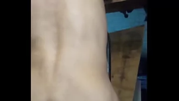 Play Filling it Up Like a Thirsty Beer Bottle – Squirtin’ Gay Orgy
