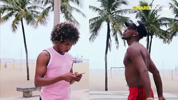 Play Amateur Beach Hookup: Hot Gay Bareback Encounter